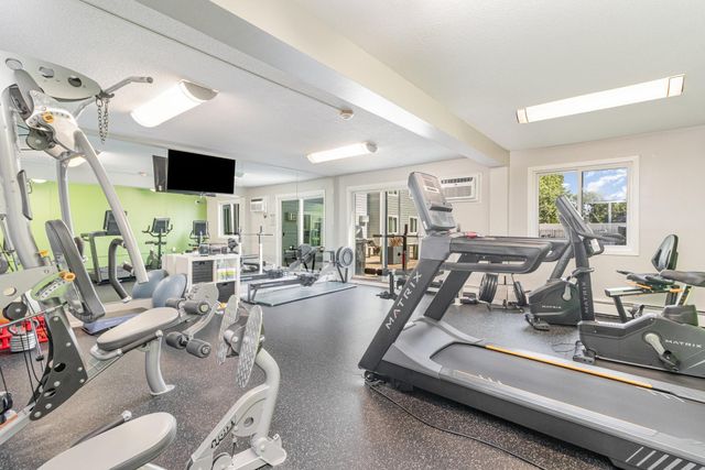 333 8th Street SE 316, Minneapolis, MN 55414