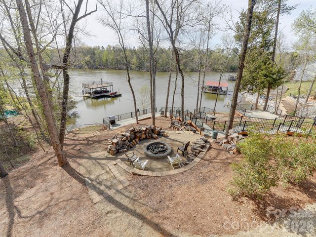 15229 Windward Lane, Lancaster, SC 29720