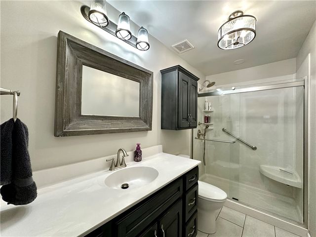 12 Cochran Dr, Neshannock Twp, PA 16105