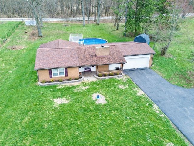 12 Cochran Dr, Neshannock Twp, PA 16105