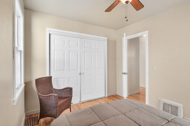 5929 Queen Avenue S, Minneapolis, MN 55410