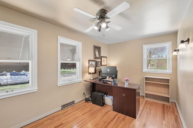 5929 Queen Avenue S, Minneapolis, MN 55410