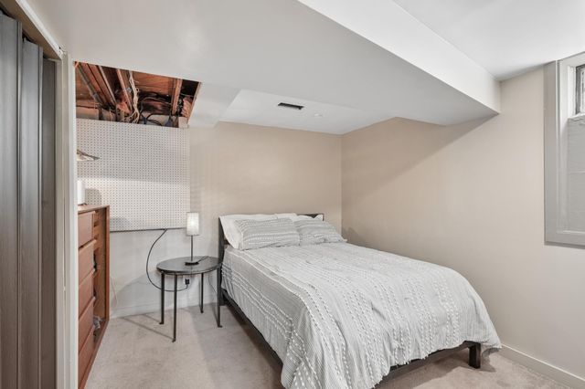 5929 Queen Avenue S, Minneapolis, MN 55410