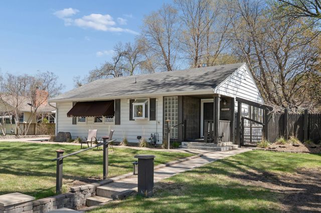 5929 Queen Avenue S, Minneapolis, MN 55410