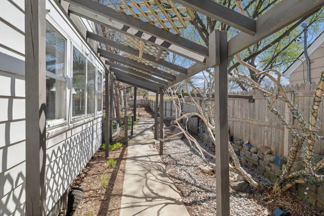 5929 Queen Avenue S, Minneapolis, MN 55410