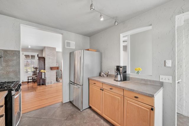 5929 Queen Avenue S, Minneapolis, MN 55410