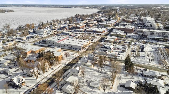 317 1st Street W, Waconia, MN 55387