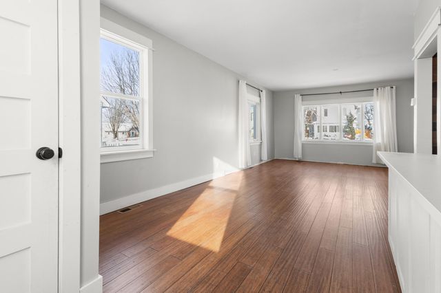 317 1st Street W, Waconia, MN 55387