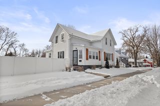 317 1st Street W, Waconia, MN 55387
