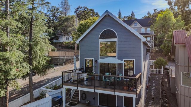 100 Dennis St, Sutter Creek, CA 95685