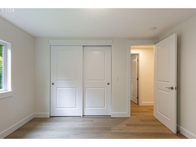 421 Se POUNDER Rd, Corbett, OR 97019