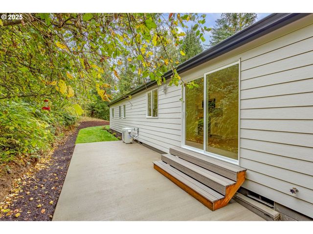 421 Se POUNDER Rd, Corbett, OR 97019