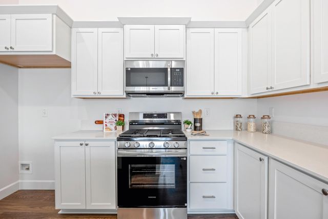 363 NW Monte Vista Avenue 05, Madras, OR 97741