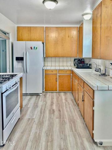 2212 Anthony Drive, Ventura, CA 93003