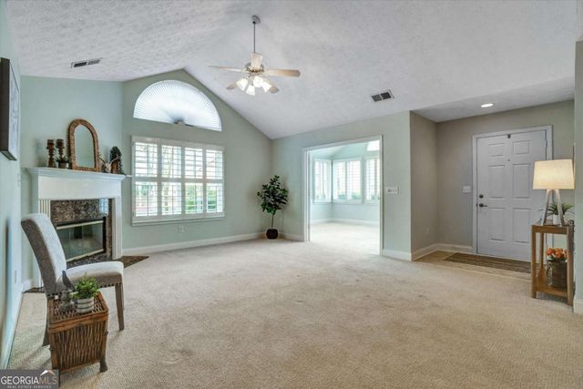 135 Vintage Club Circle 13, Marietta, GA 30066