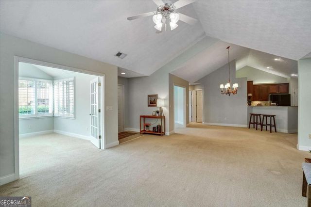 135 Vintage Club Circle 13, Marietta, GA 30066