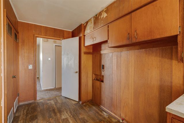 207 N King Street, Henrietta, TX 76365