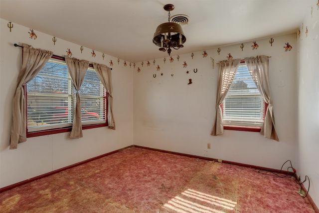 207 N King Street, Henrietta, TX 76365