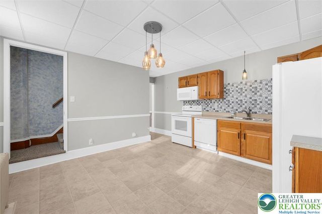 193 South 4th Street 191-193, Lehighton Boro, PA 18235