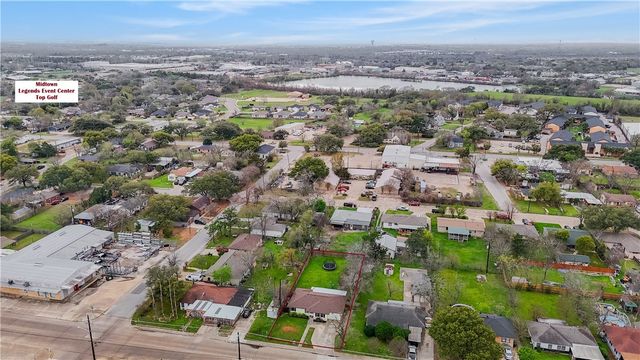 1710 Cavitt Avenue, Bryan, TX 77801