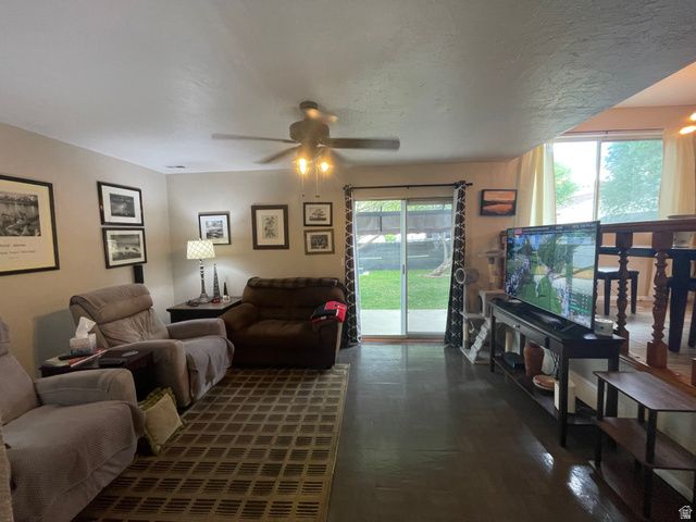 3254 W 5860 S, Taylorsville, UT 84129