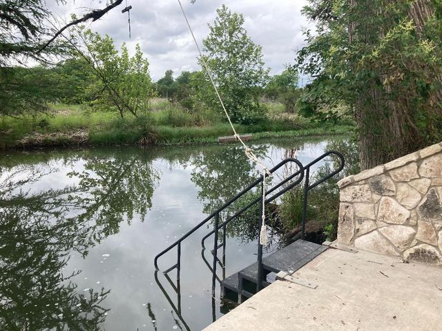 200 River Bend RD W, Hunt, TX 78024