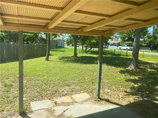 1233 Baywood, Corpus Christi, TX 78418