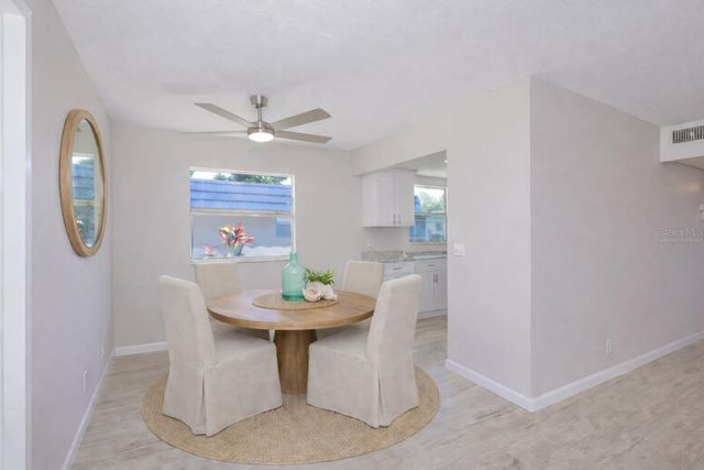 1802 BEDFORD TERRACE 184, Sun City Center, FL 33573