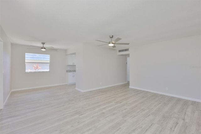 1802 BEDFORD TERRACE 184, Sun City Center, FL 33573