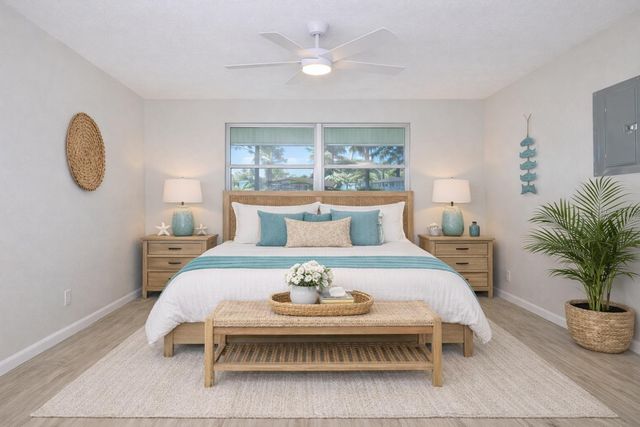 1802 BEDFORD TERRACE 184, Sun City Center, FL 33573