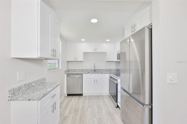 1802 BEDFORD TERRACE 184, Sun City Center, FL 33573