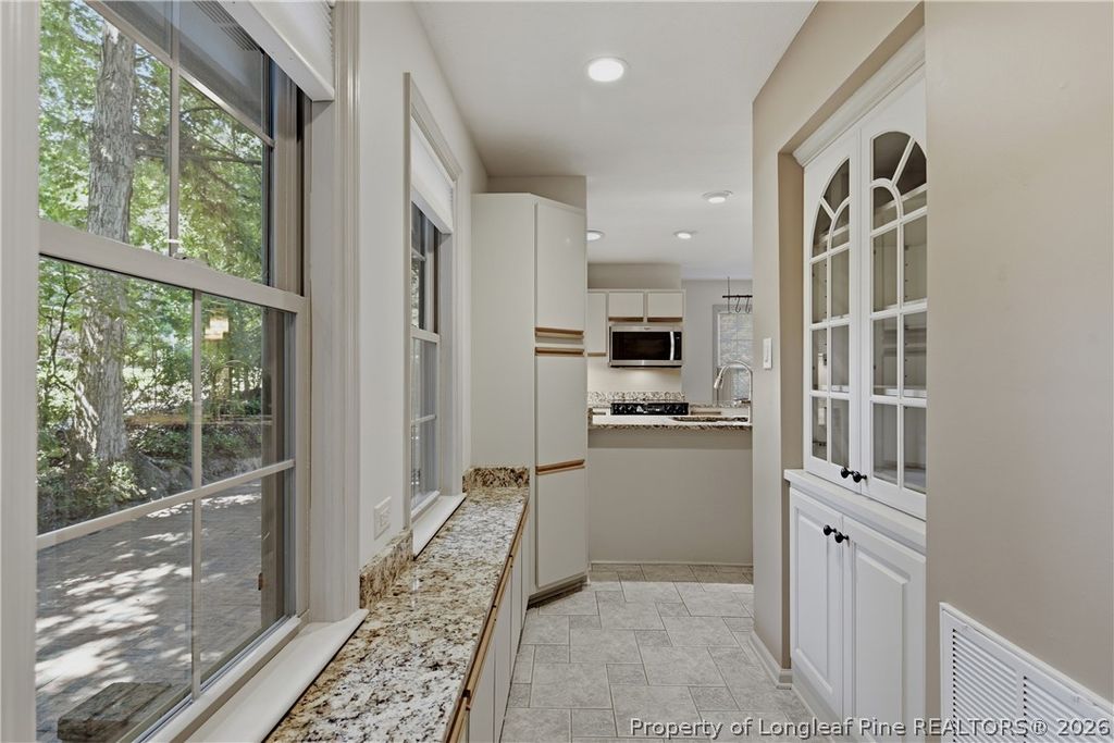 2006 Forest Hills Drive, Fayetteville, NC 28303 — photo 12