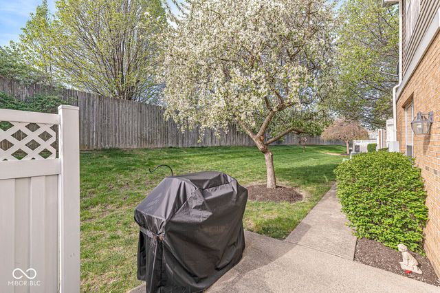 2363 Colfax Lane, Indianapolis, IN 46260