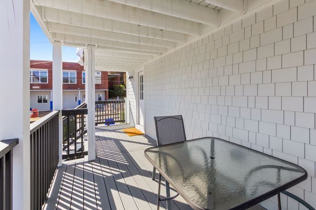 172-174 Blue Hill Ave 174, Milton, MA 02186