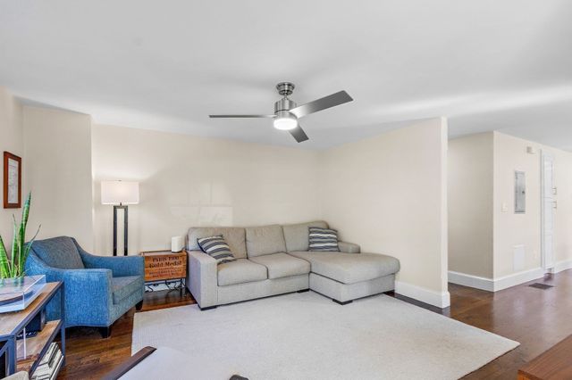 172-174 Blue Hill Ave 174, Milton, MA 02186