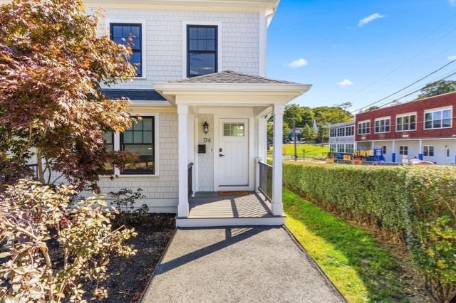 172-174 Blue Hill Ave 174, Milton, MA 02186