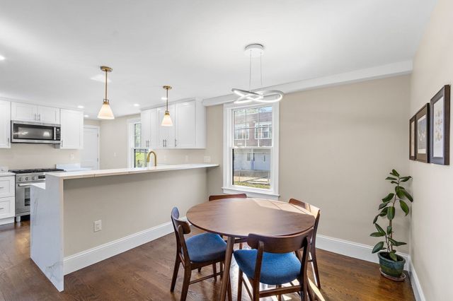 172-174 Blue Hill Ave 174, Milton, MA 02186