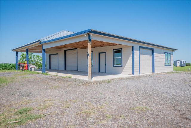 1015 Fm 960 Road, El Campo, TX 77437