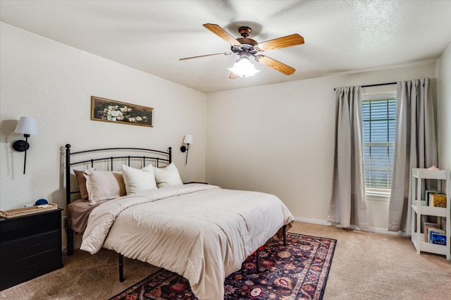 104 Firestone PL, Meadowlakes, TX 78654