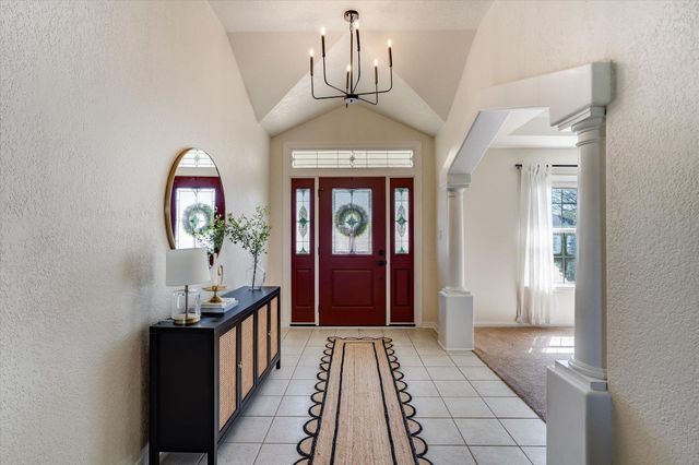 104 Firestone PL, Meadowlakes, TX 78654