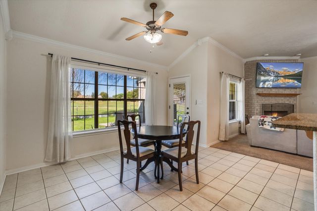 104 Firestone PL, Meadowlakes, TX 78654