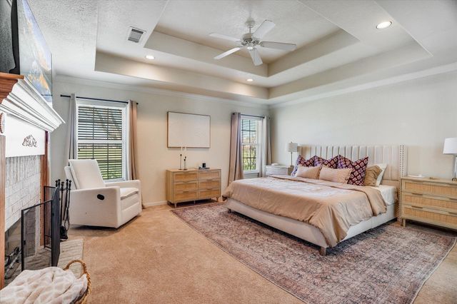 104 Firestone PL, Meadowlakes, TX 78654