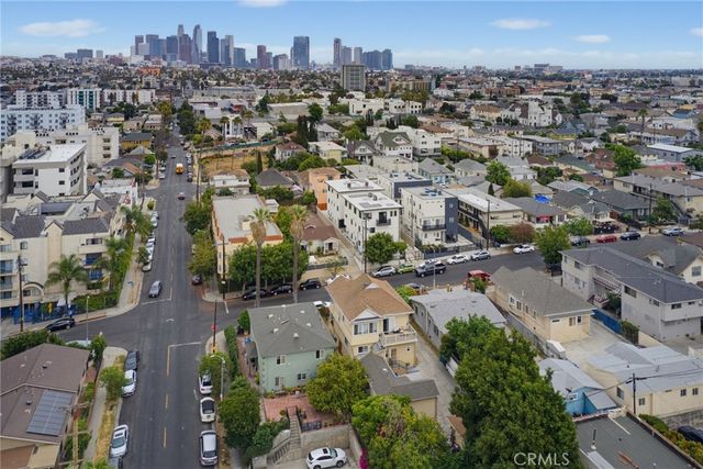 1107 S Mariposa Avenue, Los Angeles, CA 90006