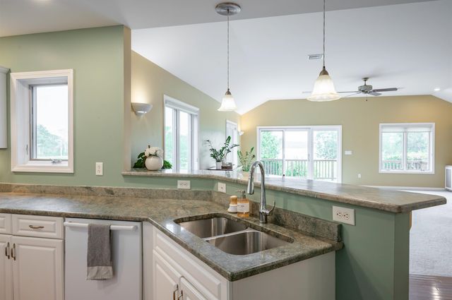 501 Cushing Road, Newmarket, NH 03857