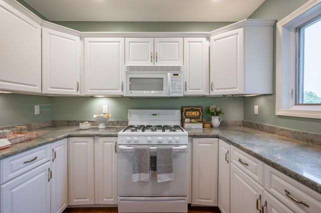 501 Cushing Road, Newmarket, NH 03857