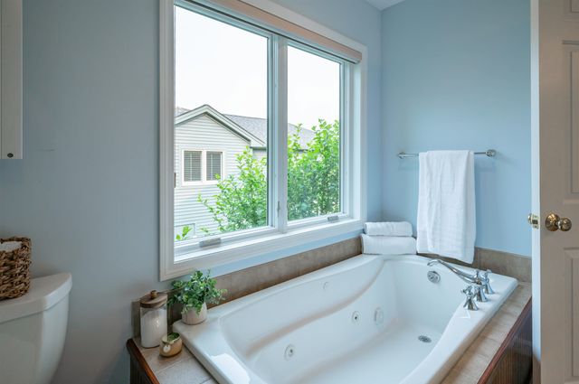 501 Cushing Road, Newmarket, NH 03857