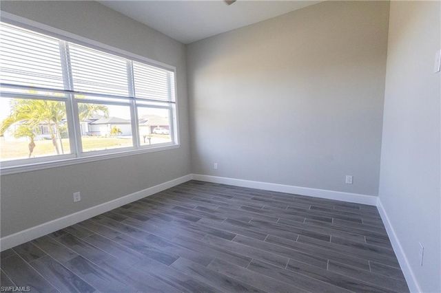 713 NW 37th AVE, Cape Coral, FL 33993