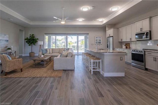 713 NW 37th AVE, Cape Coral, FL 33993