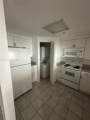 701 Brickell Key Blvd 1808, Miami, FL 33131