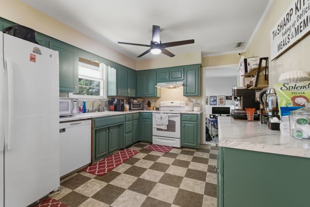 1002 W Northfield Blvd, Murfreesboro, TN 37129